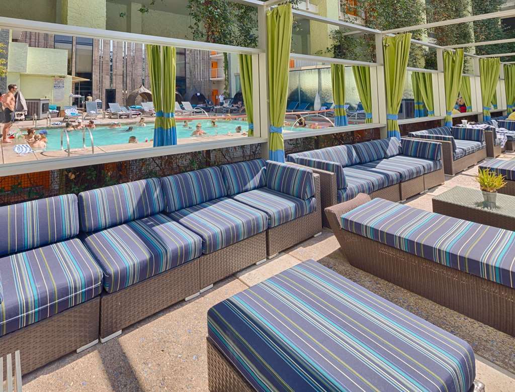 The Clarendon & 4*