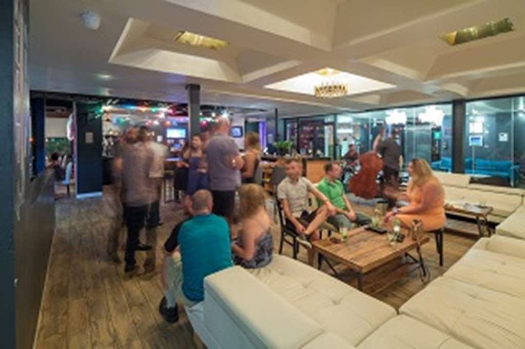 The Clarendon & 4* Phoenix