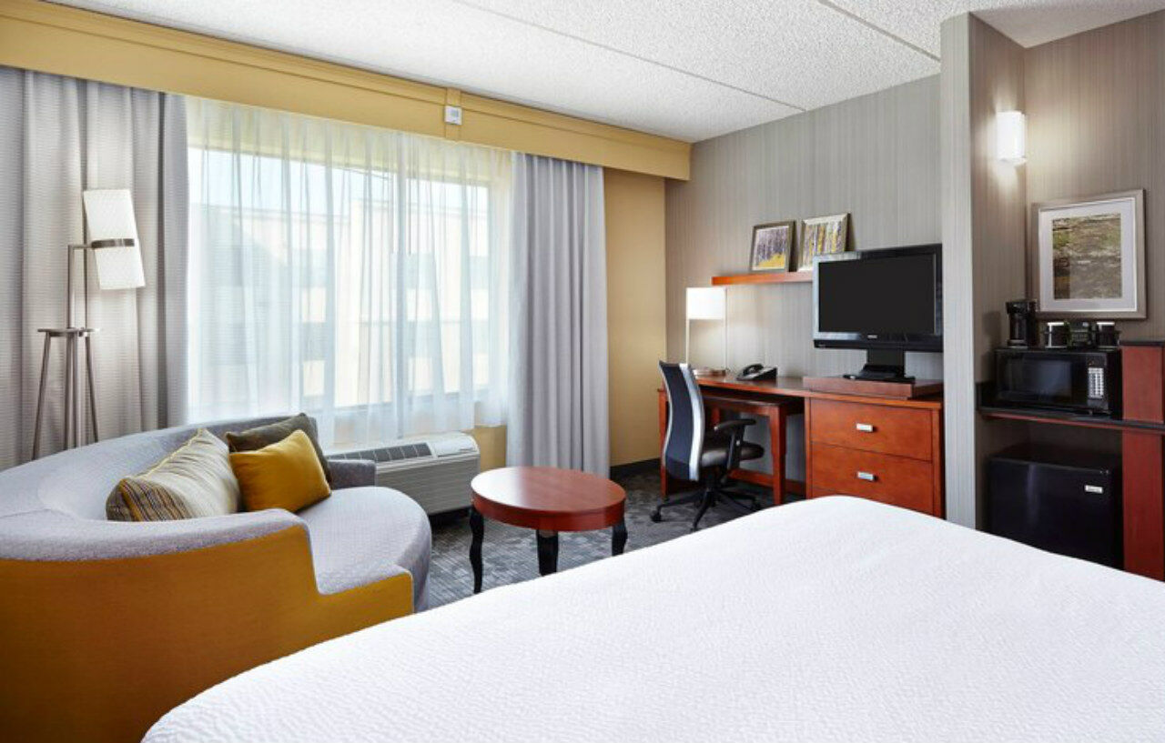 Courtyard By Marriott North Hotel Phoenix