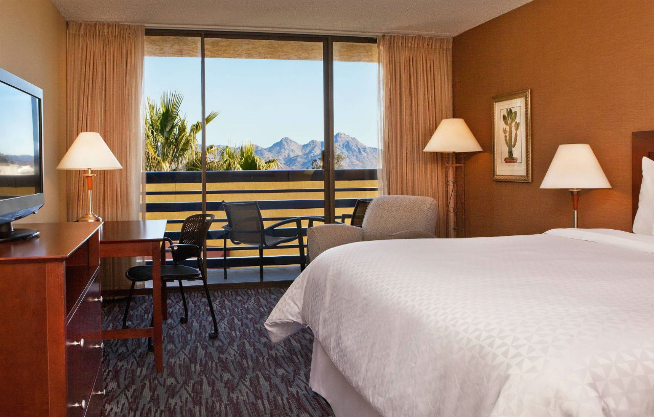 Hotel Four Points By Sheraton North 3*