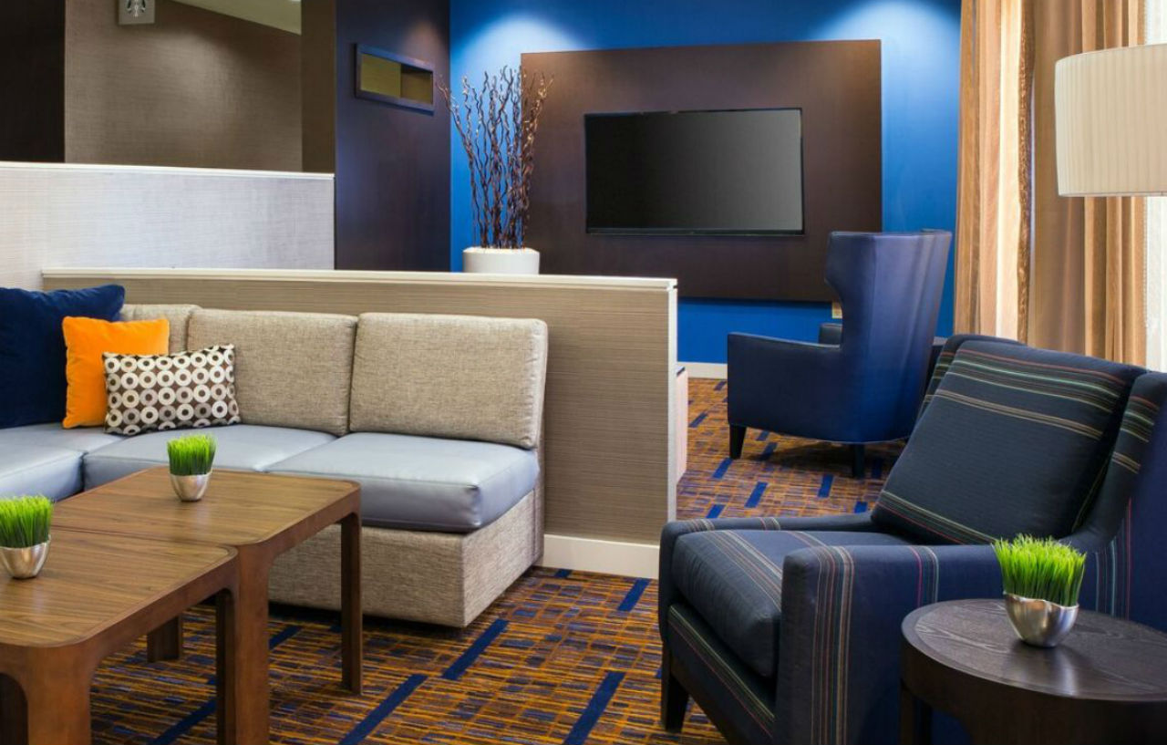 Courtyard By Marriott North