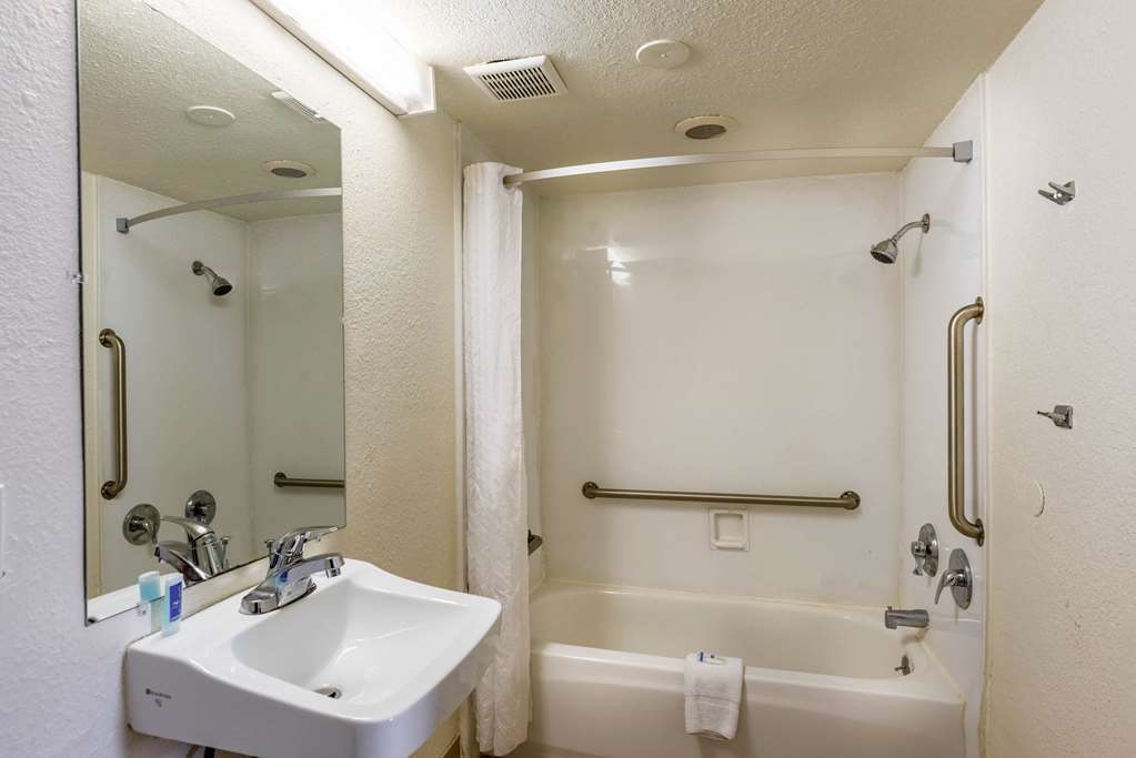 Hotel Rodeway North I-17 2*