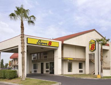 Hotel Super 8 By Wyndham Metro North