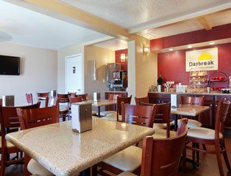 Lodge Econo North I-17 *