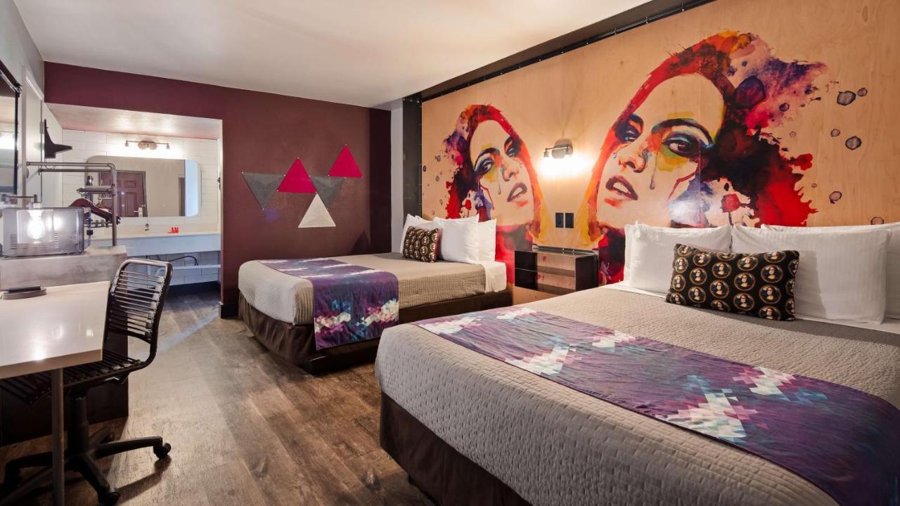 Downtown 3*