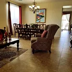 Phoenix Home Near Freeways And Airport