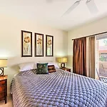 Phoenix Condo With Balcony And Spa - 14 Mi To Downtown