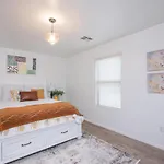 Stylish Home Phoenix - Low Rates Now!