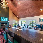 Metro Phx Studio Queen Upstairs Sleeps 4 Modern Design Best Amenities