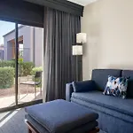 Courtyard By Marriott Phoenix Airport