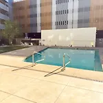 Centric 2Br In Heart Of Dtphx Free Garage Parking