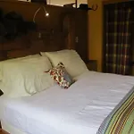 Zenyard Guest House