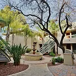 Phoenix Abode With Pool Access Walk To Fashion Park