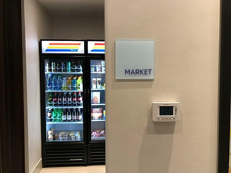 Express & - - Airport North By Ihg Phoenix