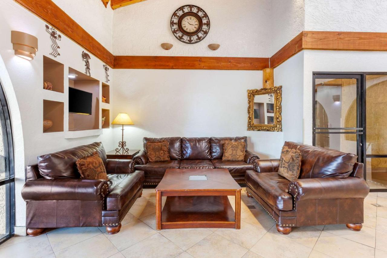 Hotel Suburban Extended Scottsdale West