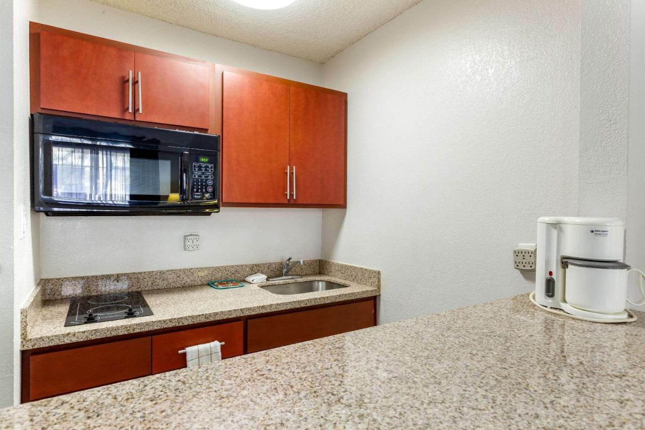 Hotel Suburban Extended Scottsdale West 2*