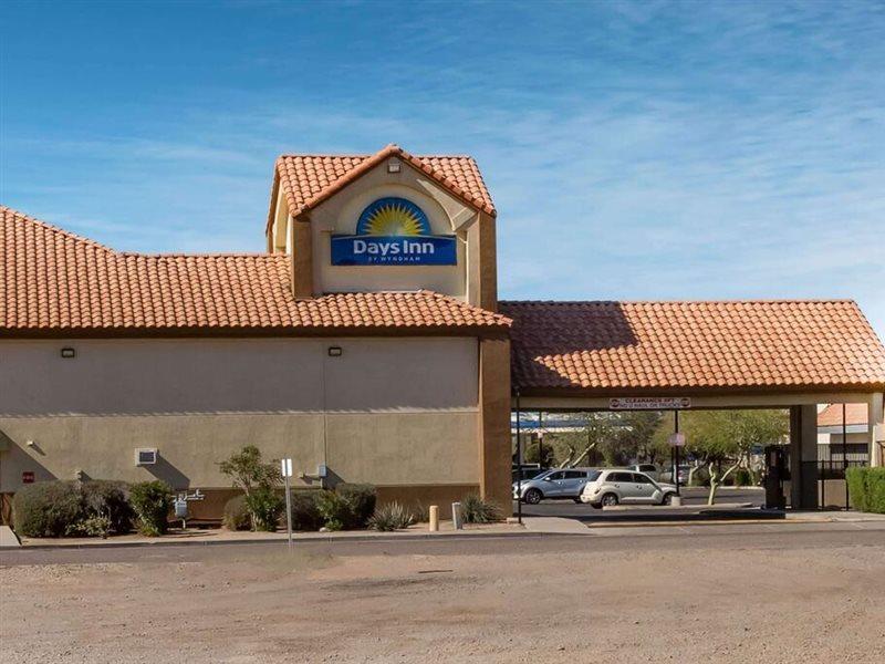 Hotel Days By Wyndham North 3*