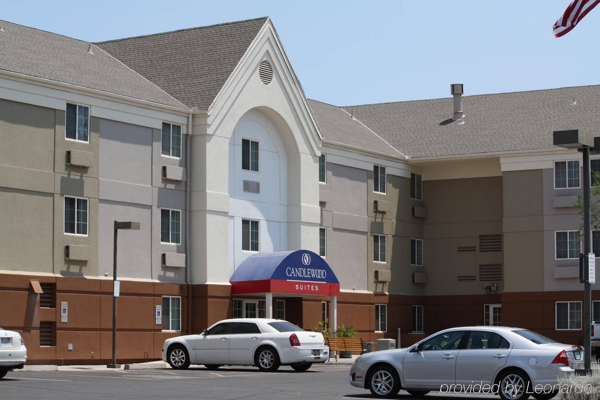 Sonesta Simply Glendale Hotel