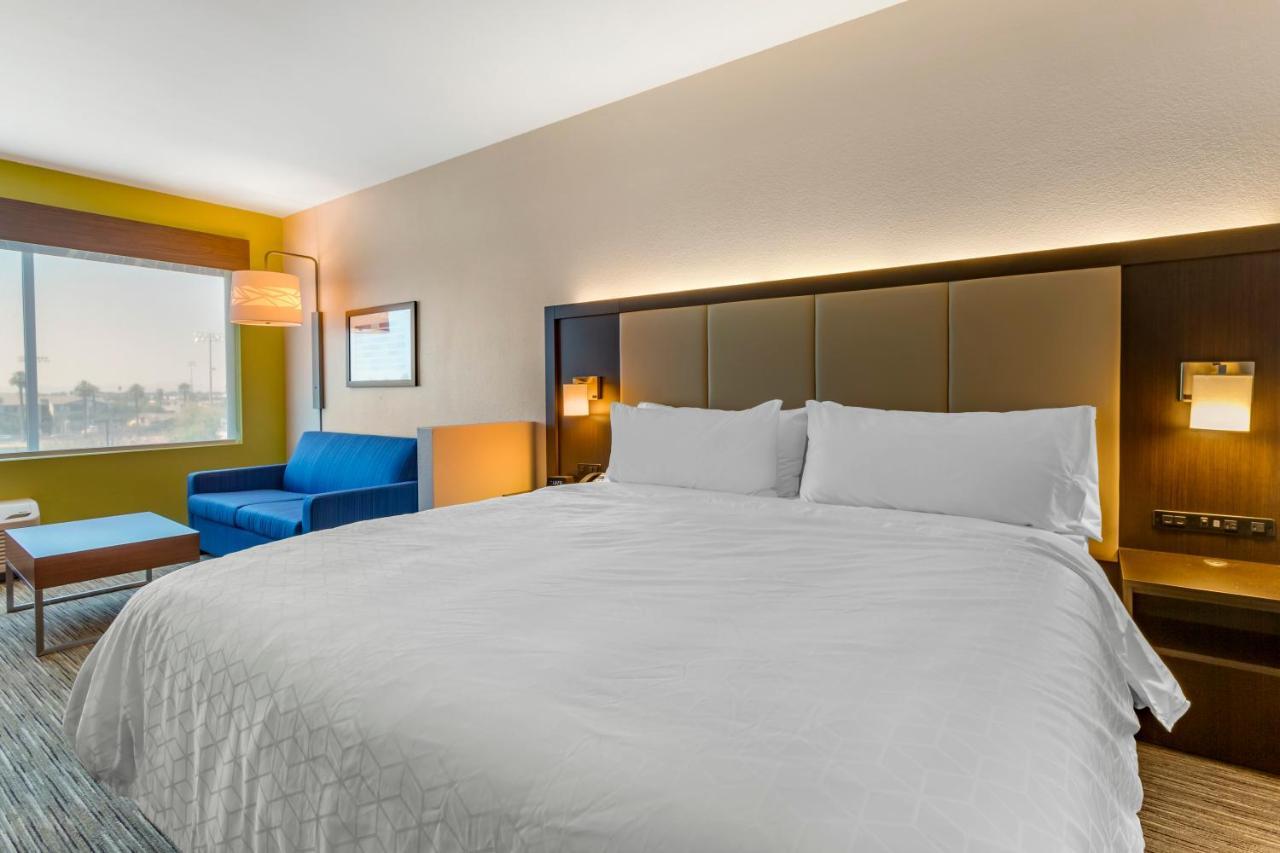 Express & - Dwtn - State Capitol By Ihg 3* Phoenix