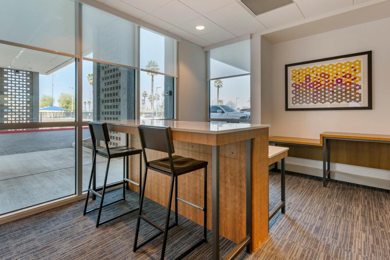 Express & - Dwtn - State Capitol By Ihg Hotel