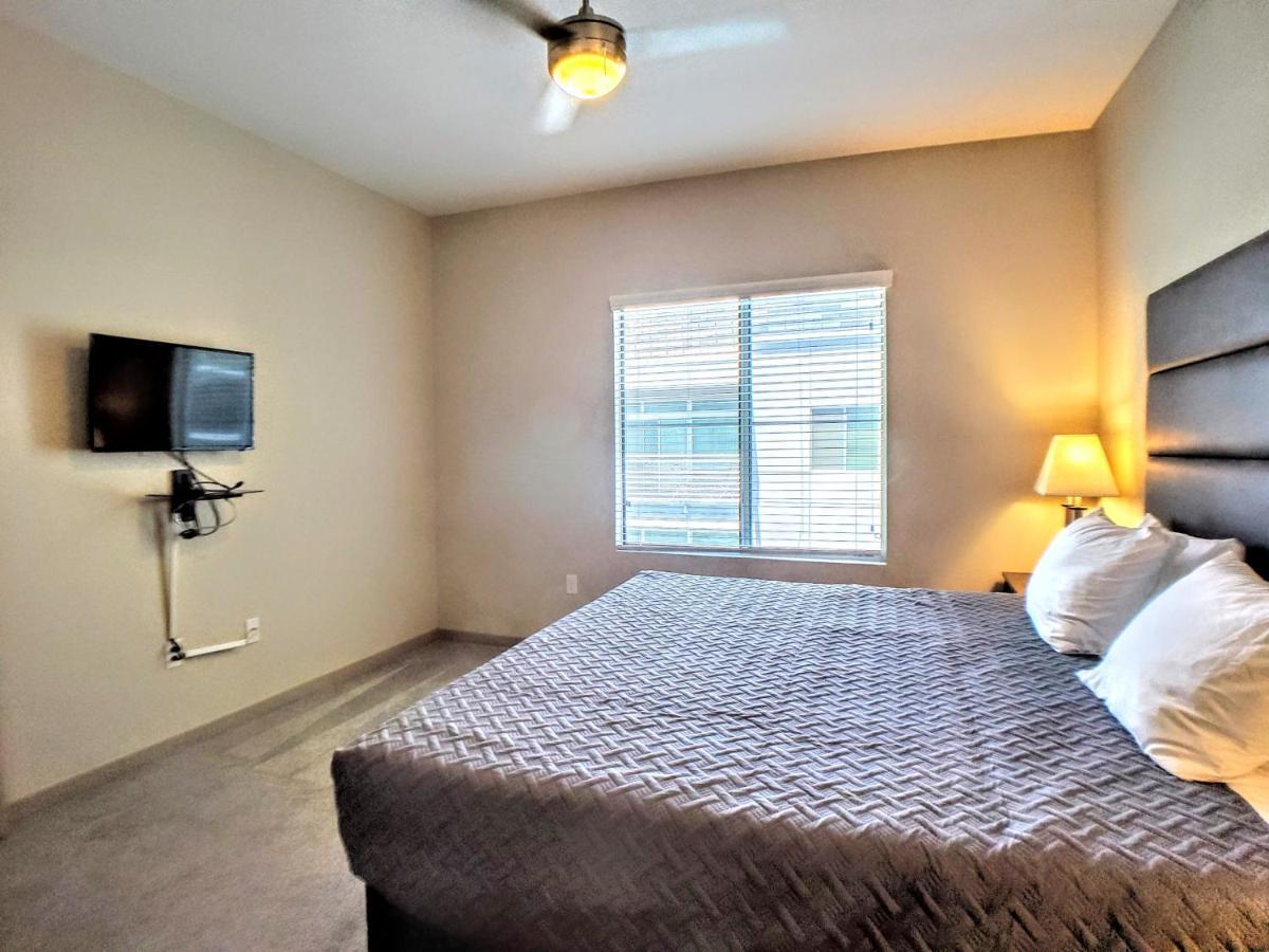 Modern Urban Apartments│on Roosevelt Row│local Eat & Drink *