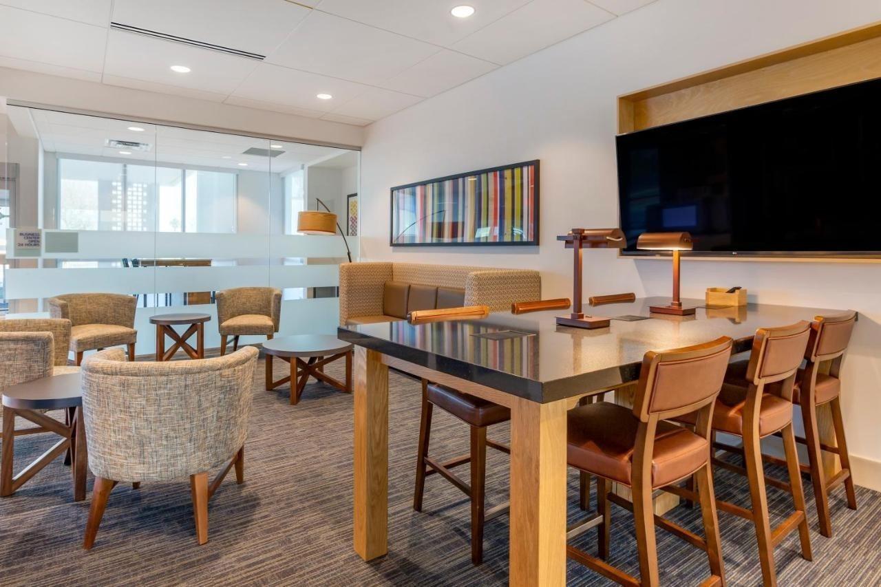 Express & - Dwtn - State Capitol By Ihg Phoenix