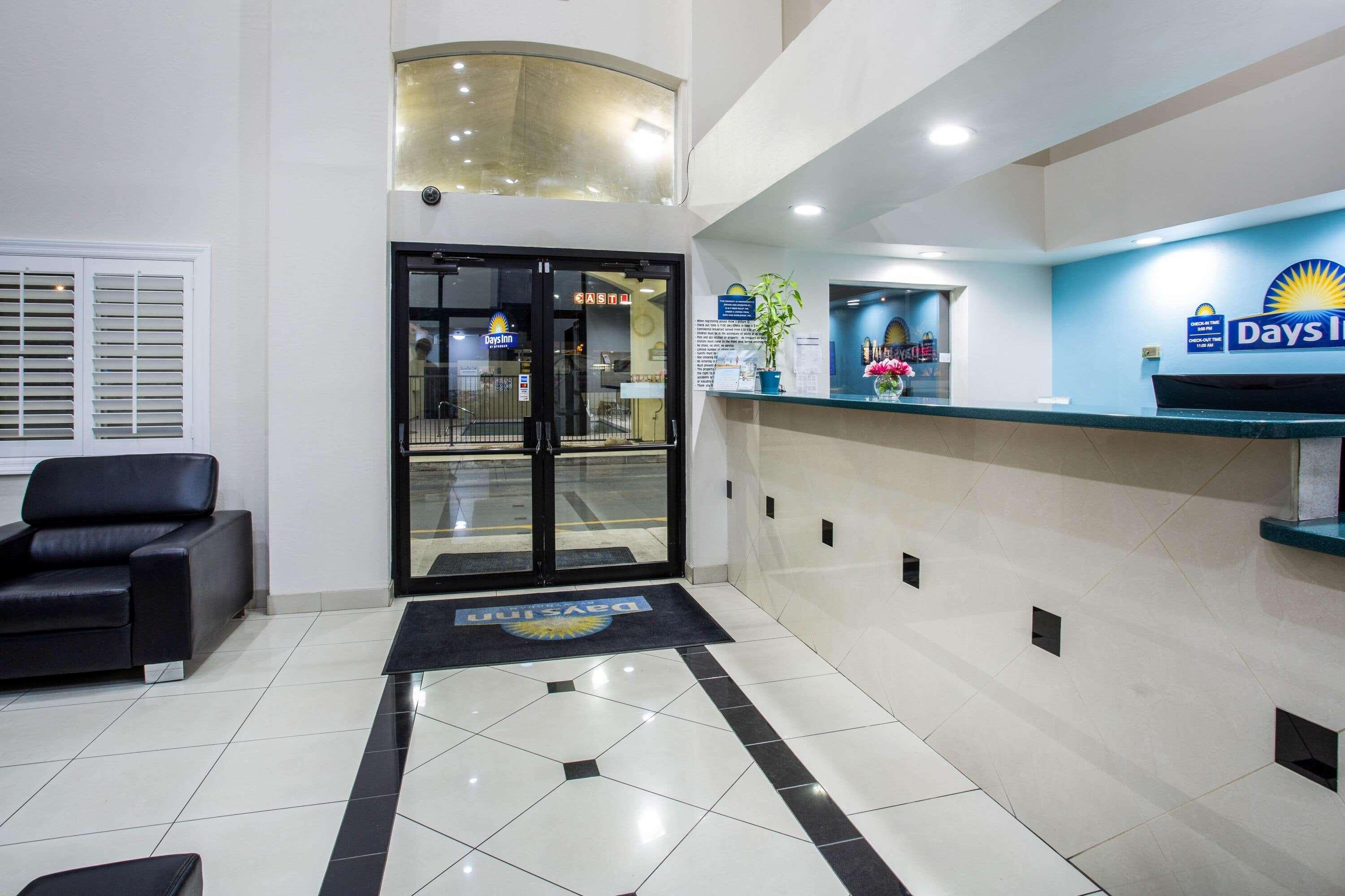Hotel Days By Wyndham North 3*