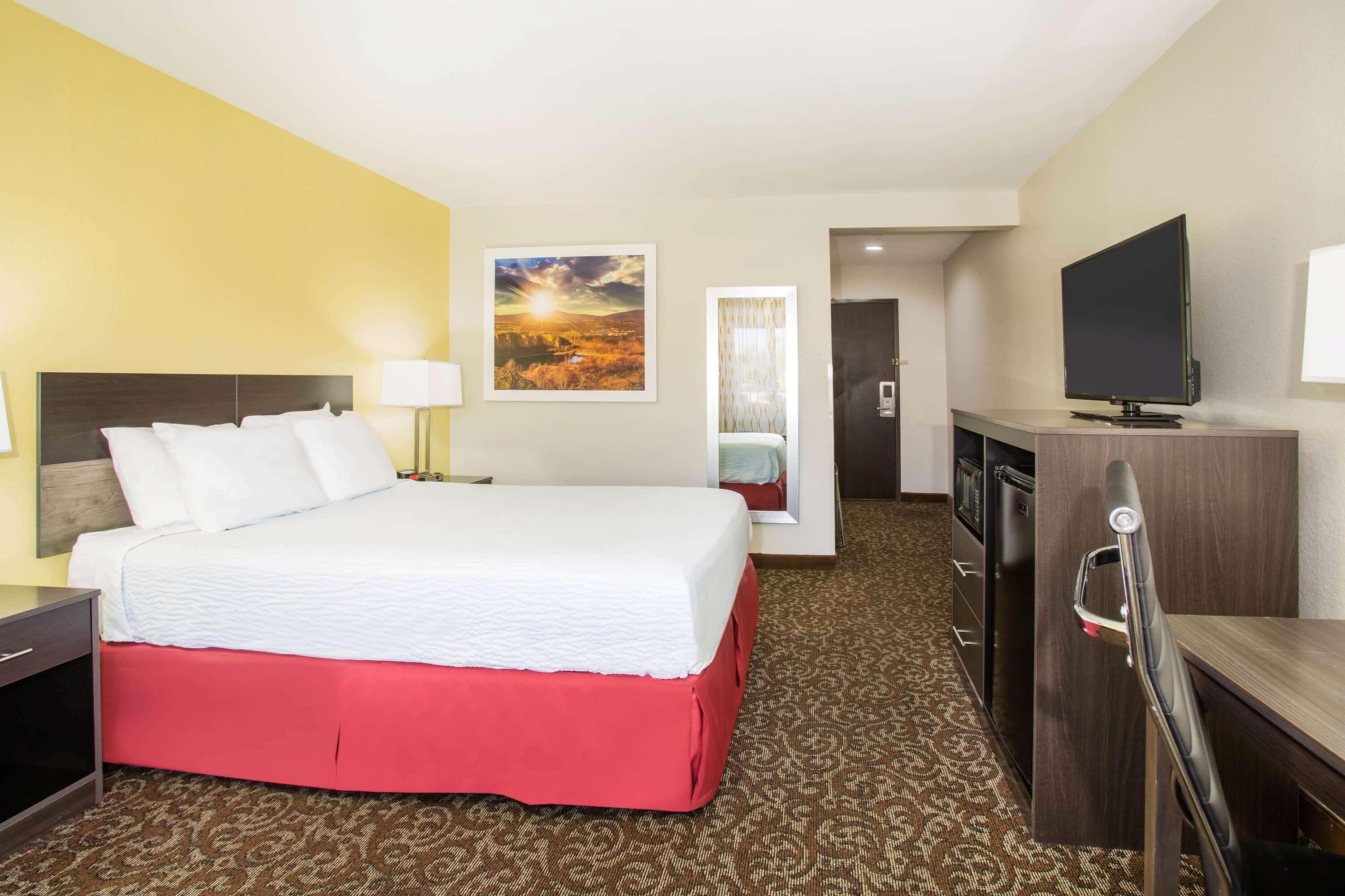 Hotel Days By Wyndham North 3*