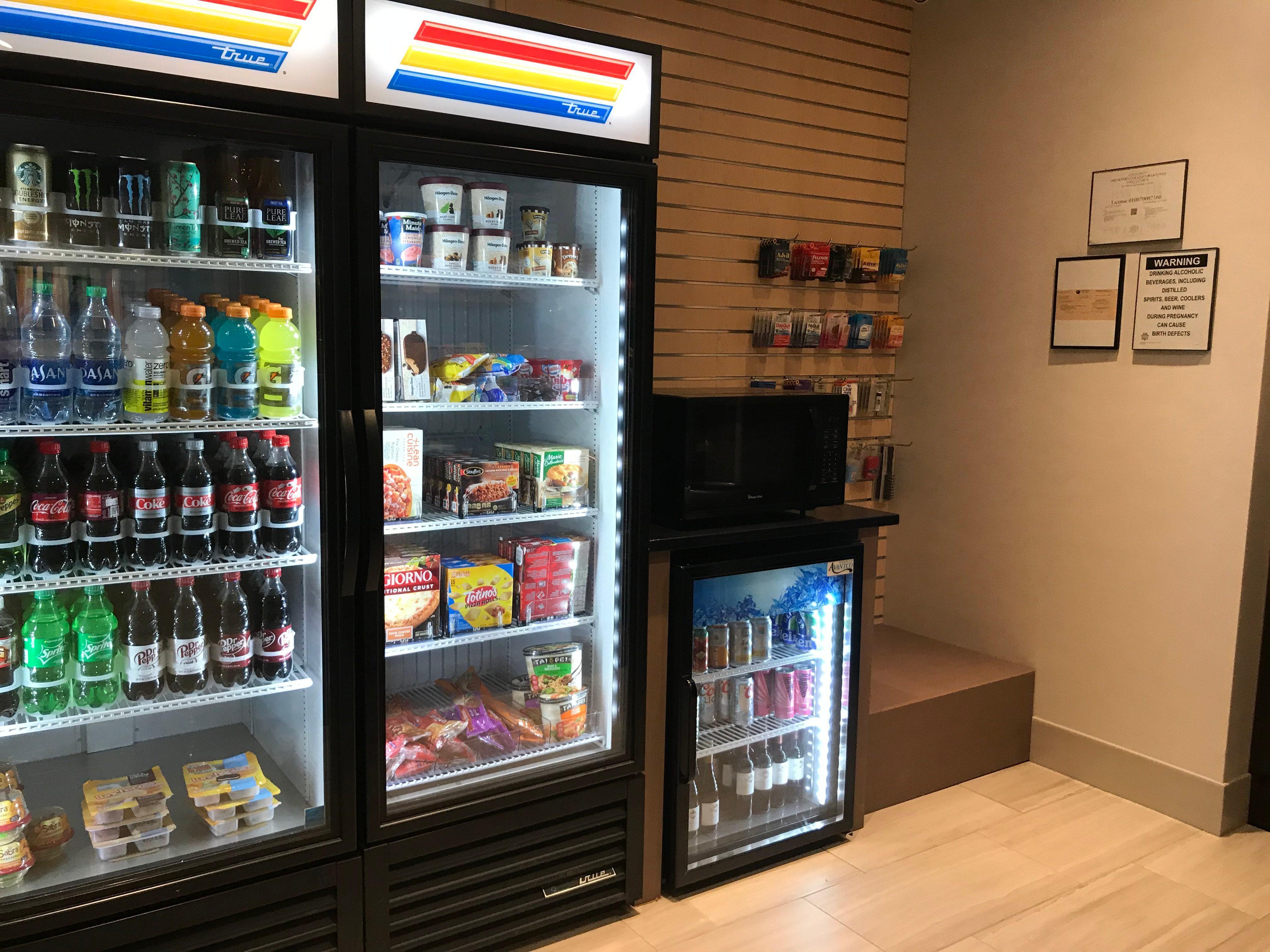 Express & - - Airport North By Ihg Hotel 3*