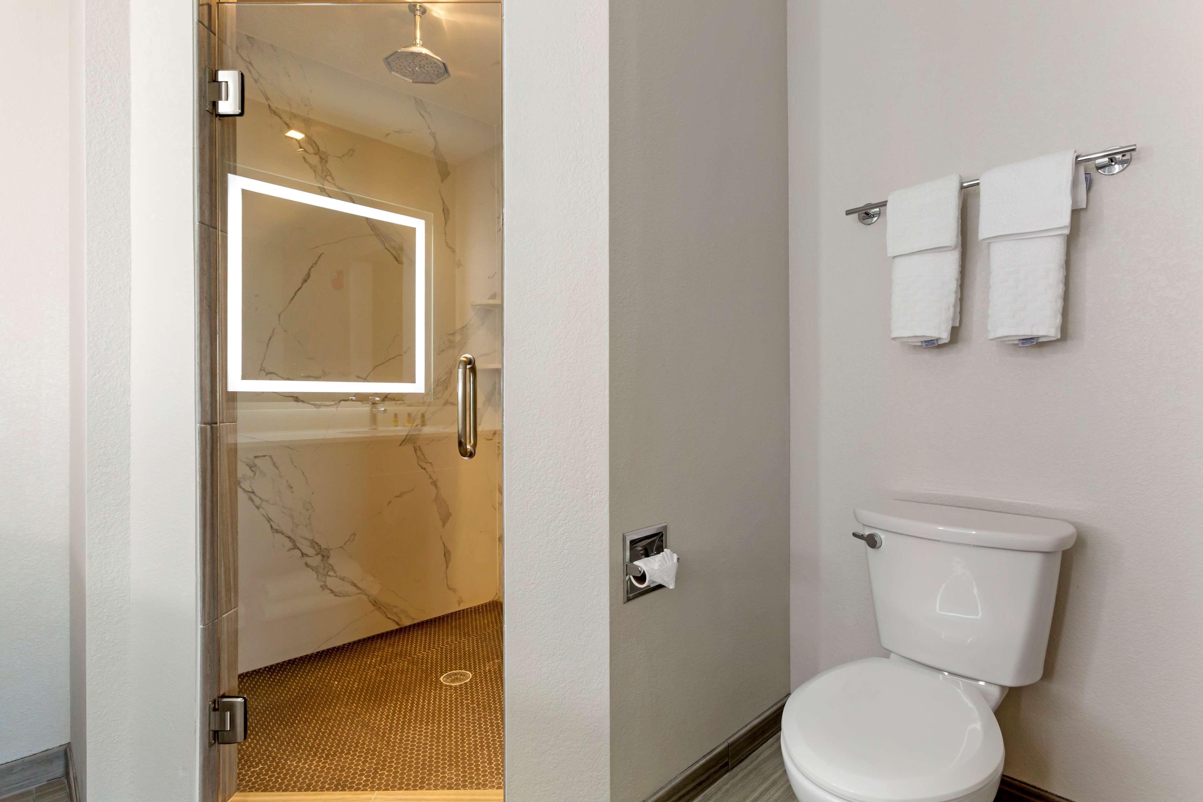 Hotel Western Executive Residency North Happy Valley Phoenix