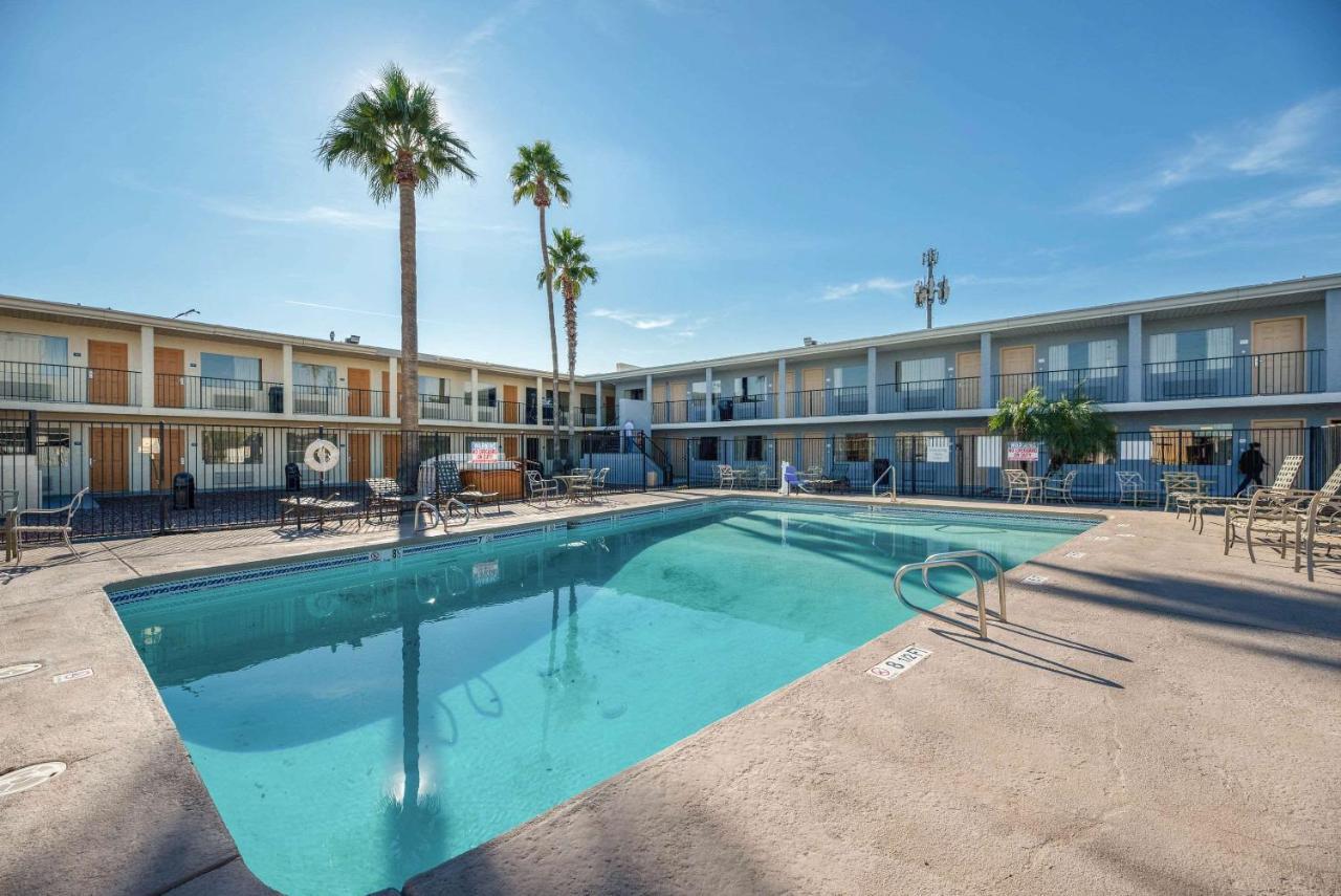 Hotel Rodeway North I-17 2*