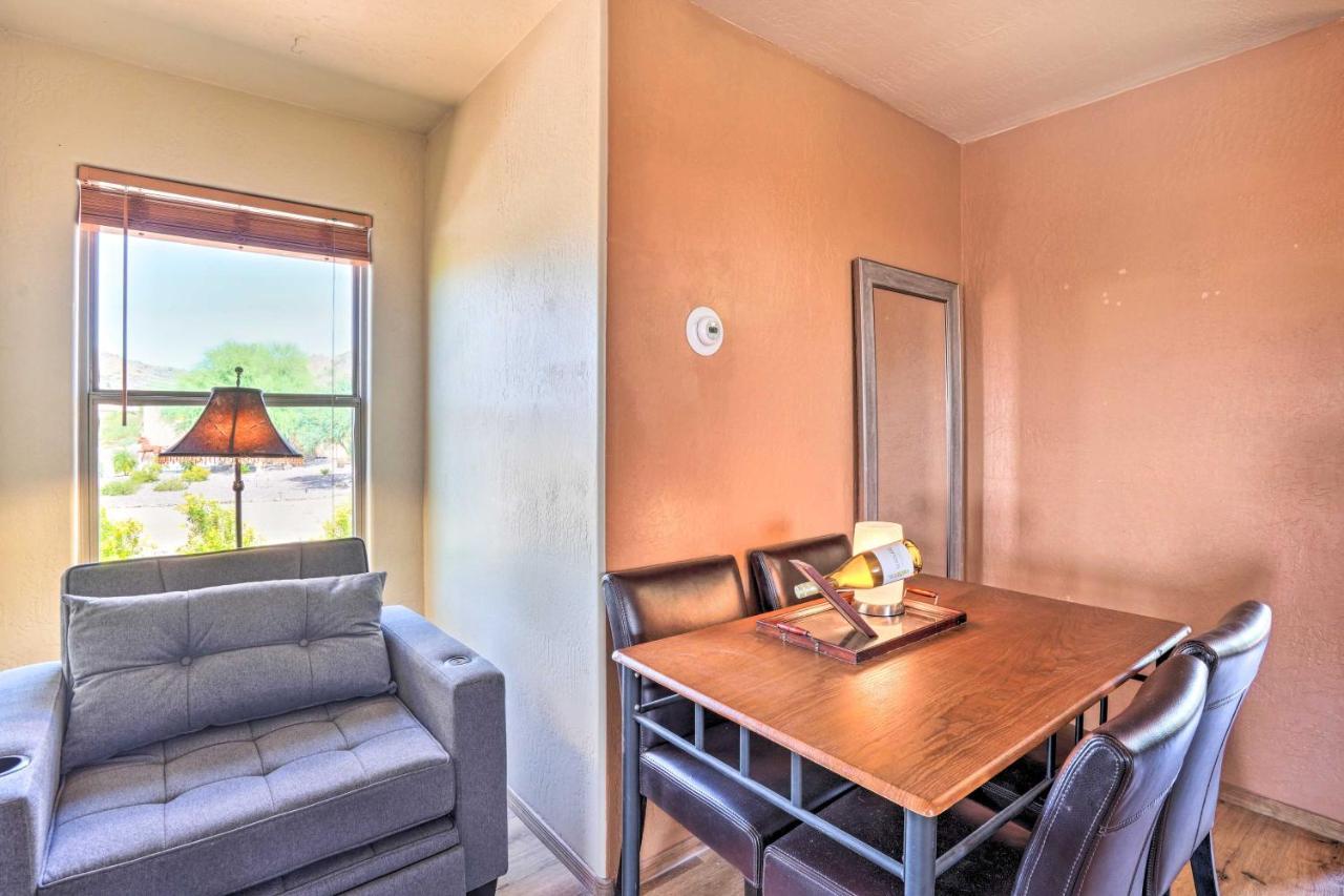 Dreamy Desert With Deck And Pool Access! Phoenix