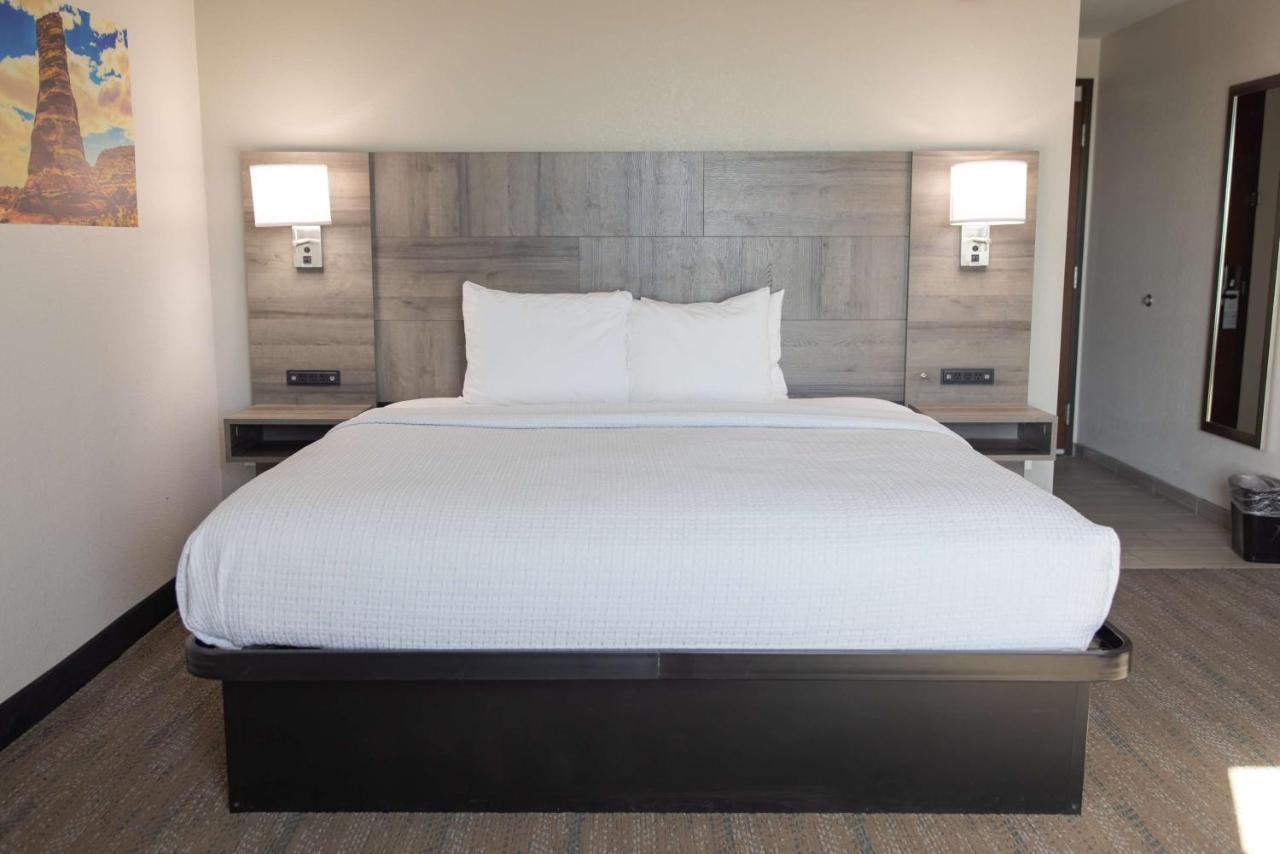 Hotel Western Executive Residency North Happy Valley Phoenix