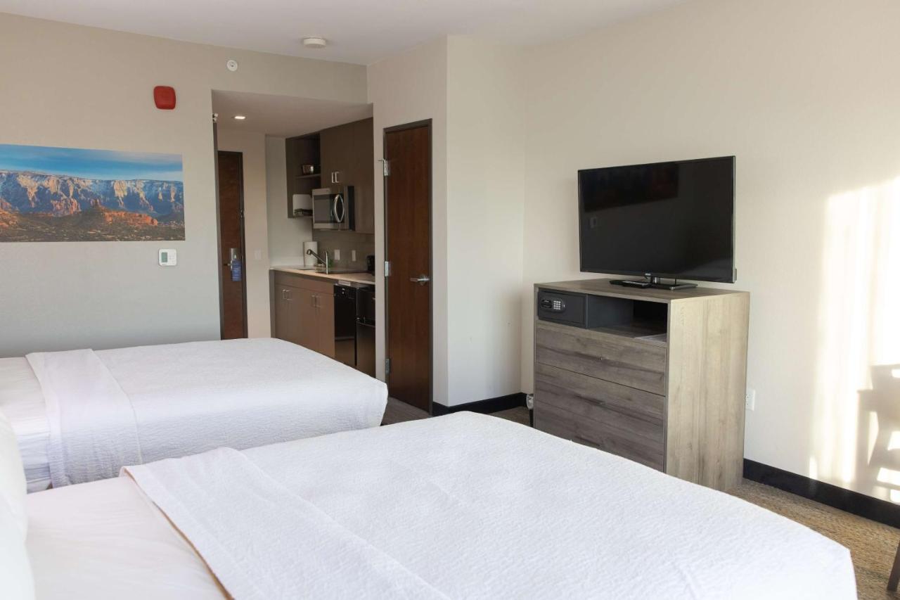 Western Executive Residency North Happy Valley Hotel 3*