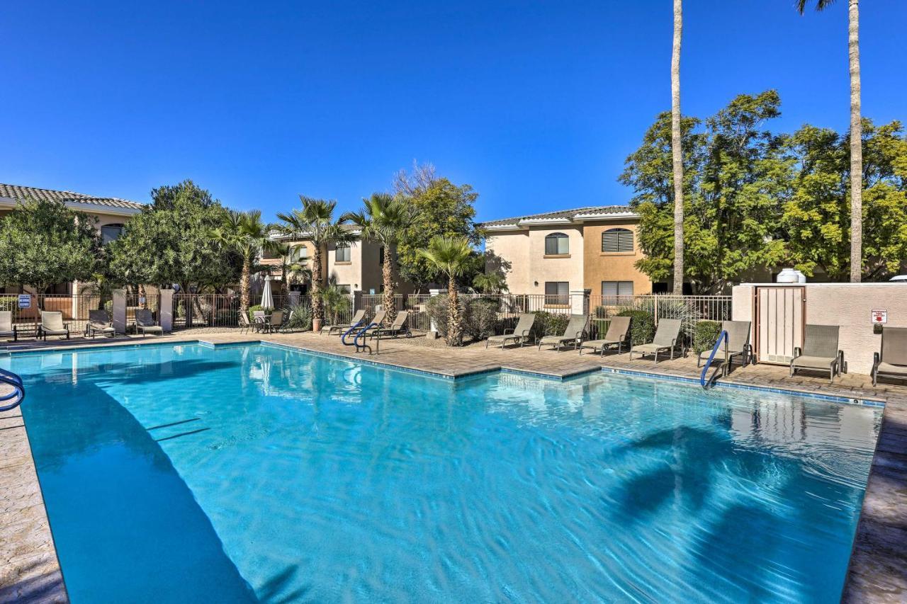 With Pool And Hot Tub - Dog Friendly! Phoenix