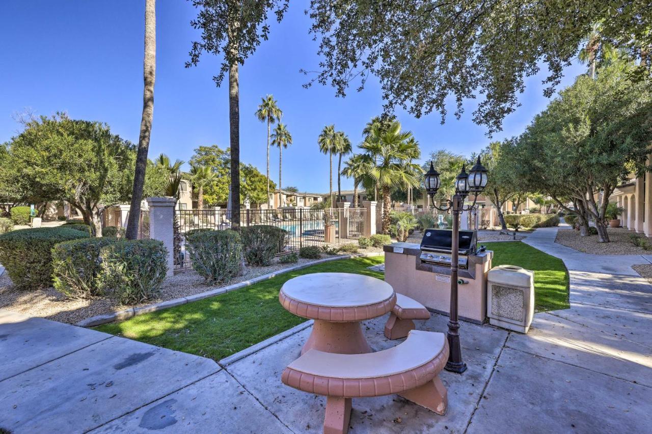 Apartment With Pool And Hot Tub - Dog Friendly! Phoenix