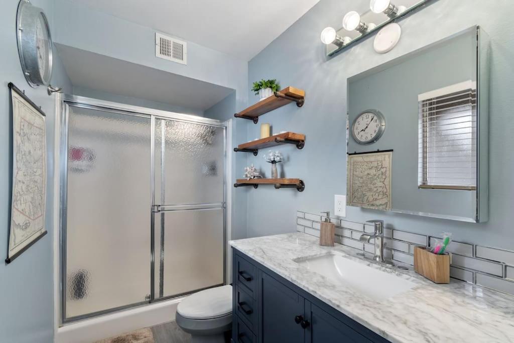 Vacation House! 6br, Free Heated Pool, Arcade & Hot Tub Apartment *