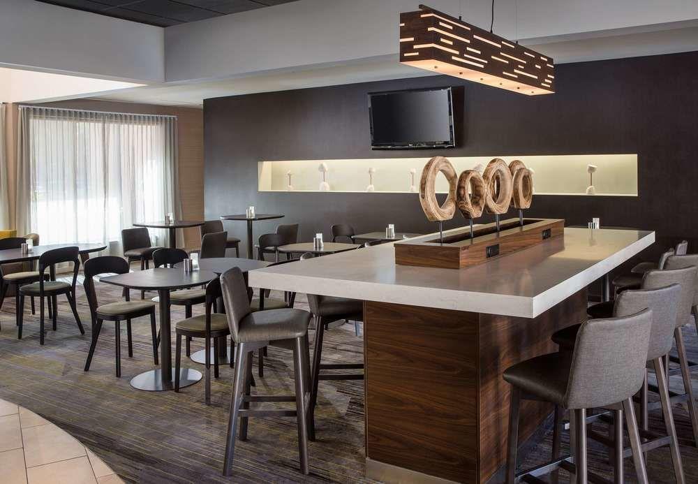 Courtyard By Marriott Airport 3*