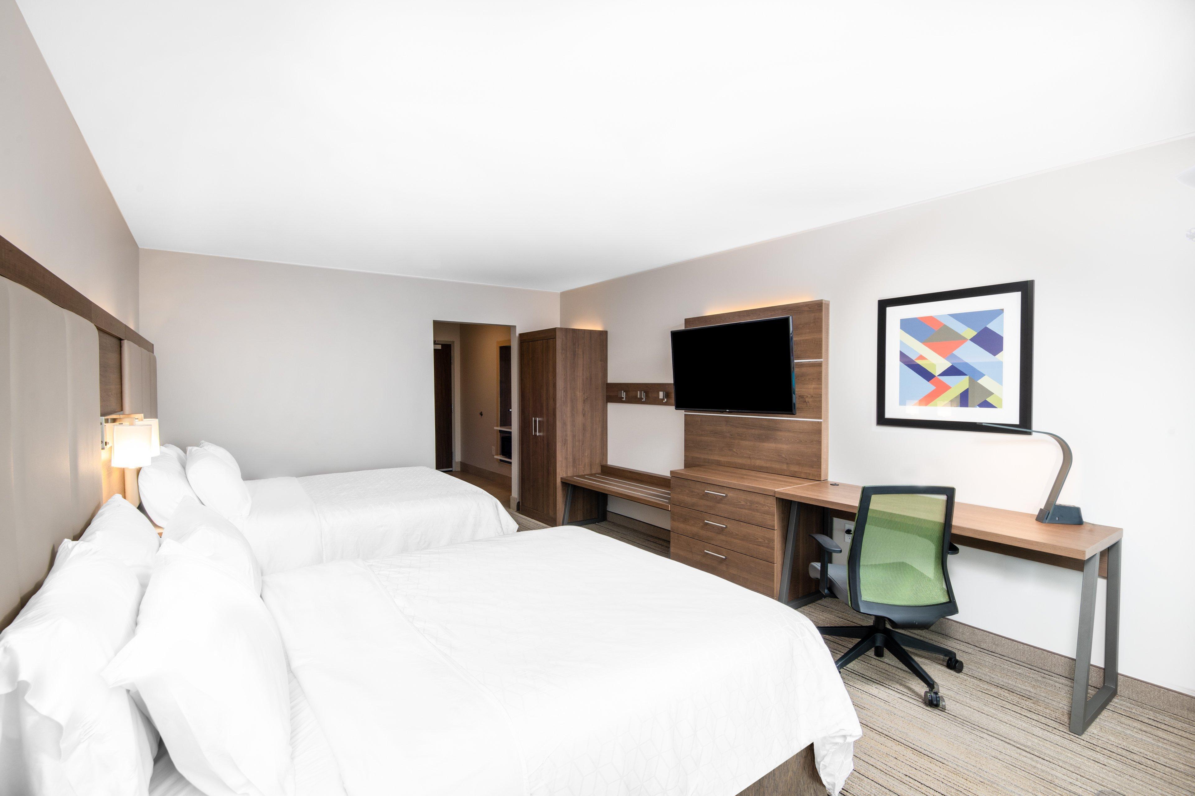 Express & - - Airport North By Ihg Hotel