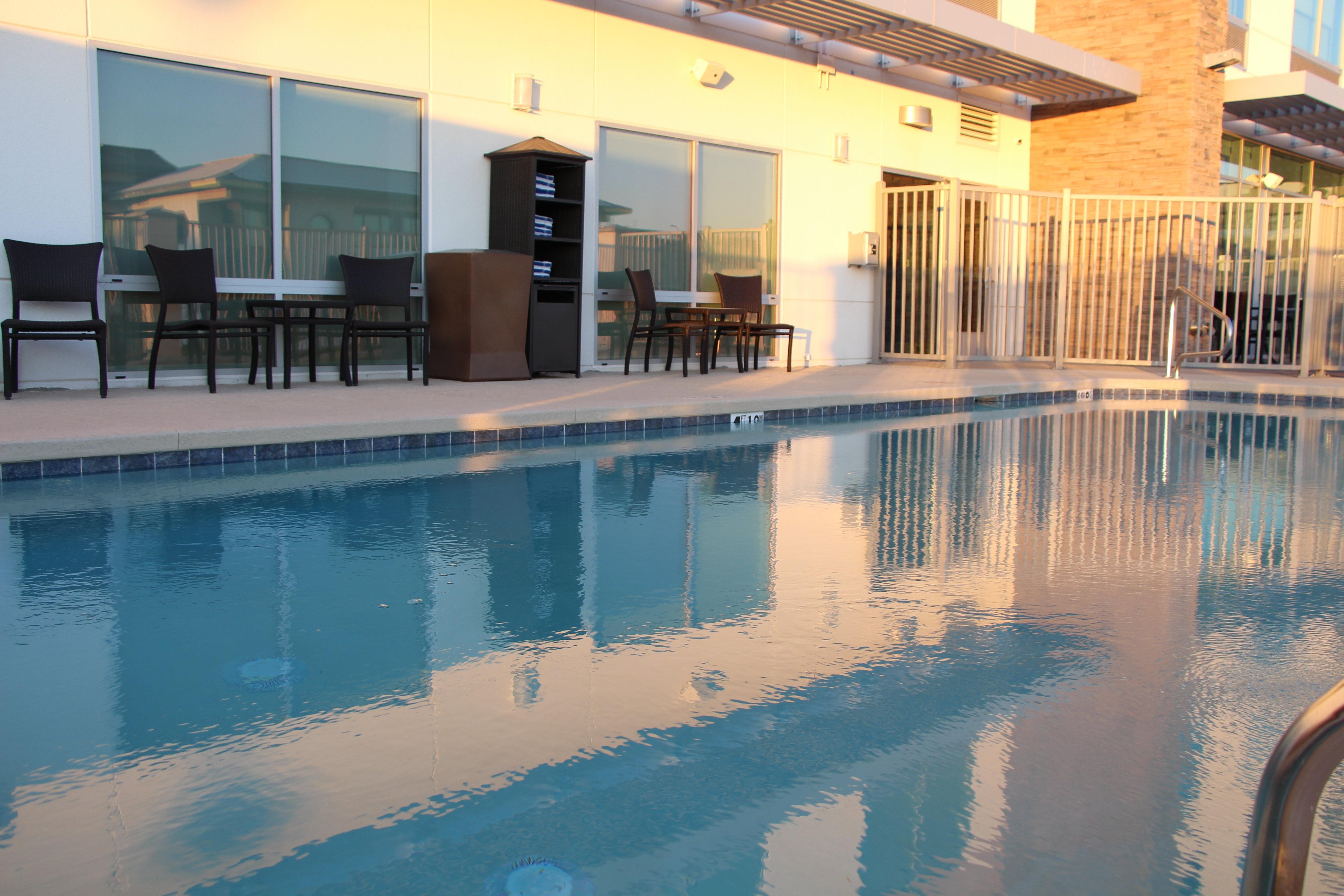 Hotel Express & - - Airport North By Ihg 3*