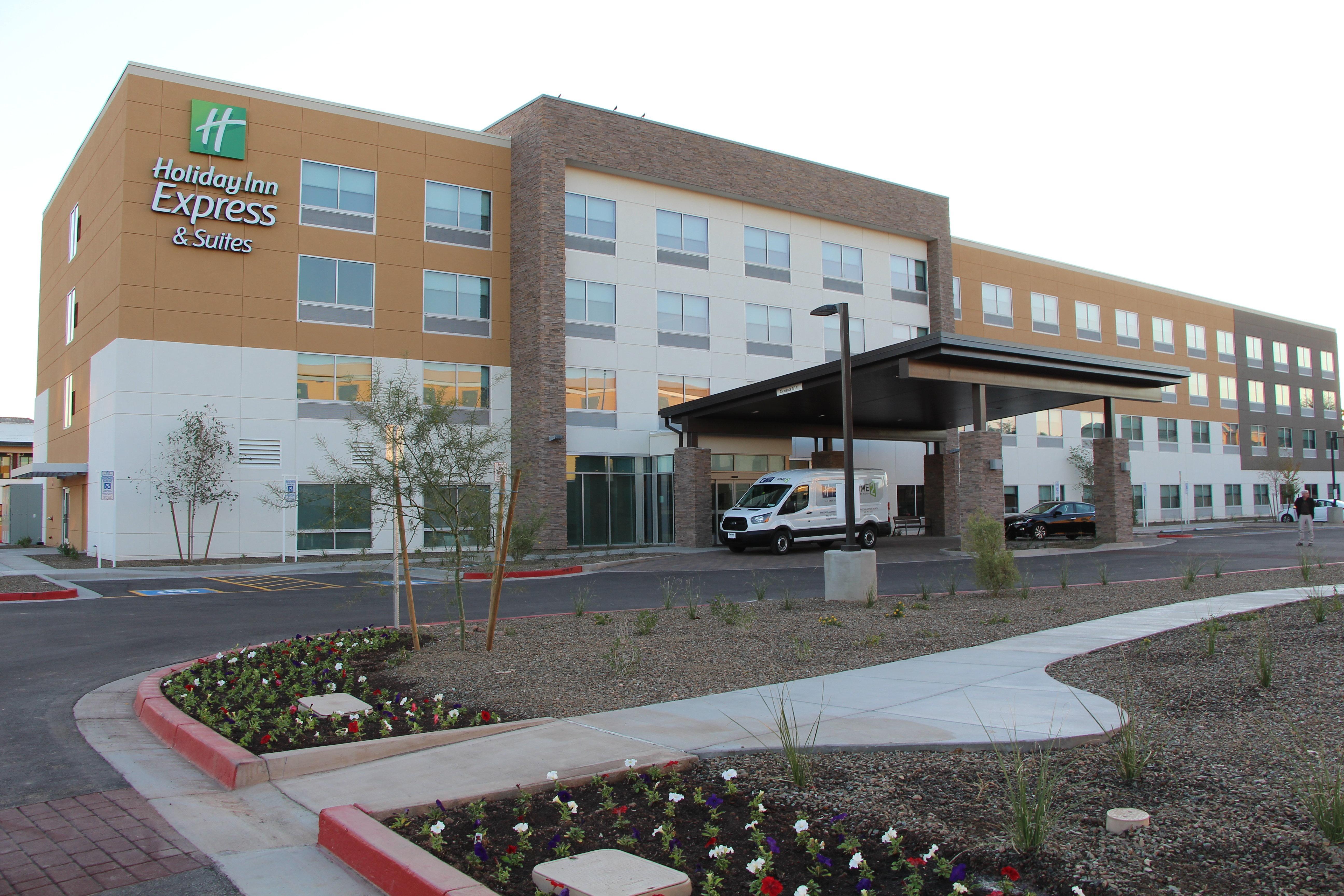 Express & - - Airport North By Ihg Phoenix