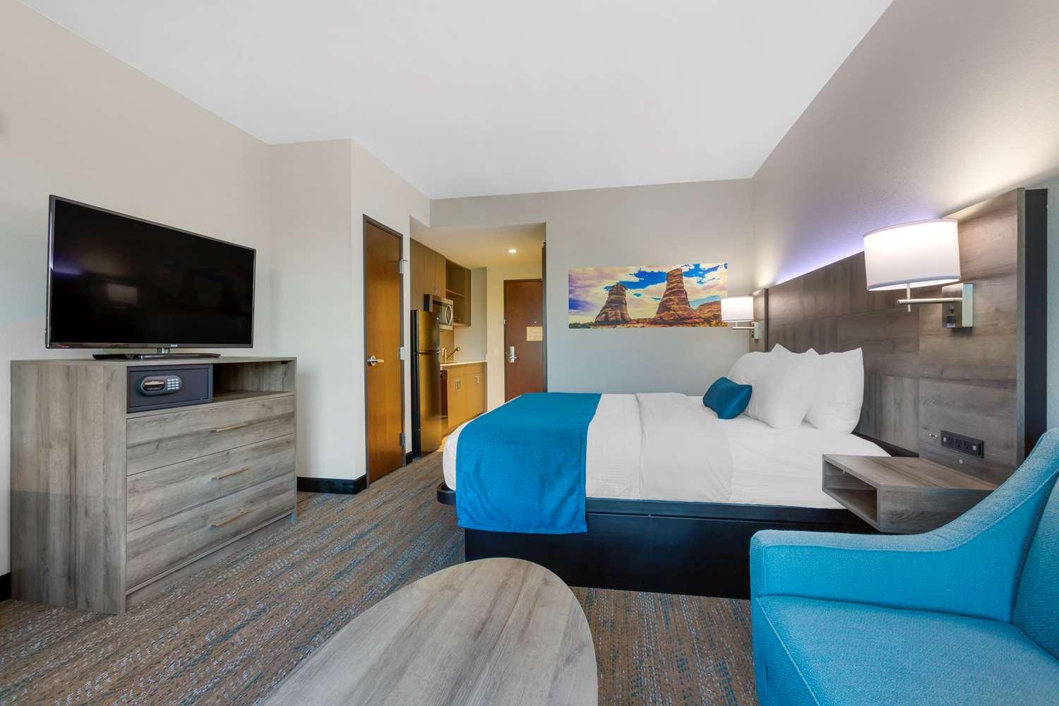 Western Executive Residency North Happy Valley Hotel