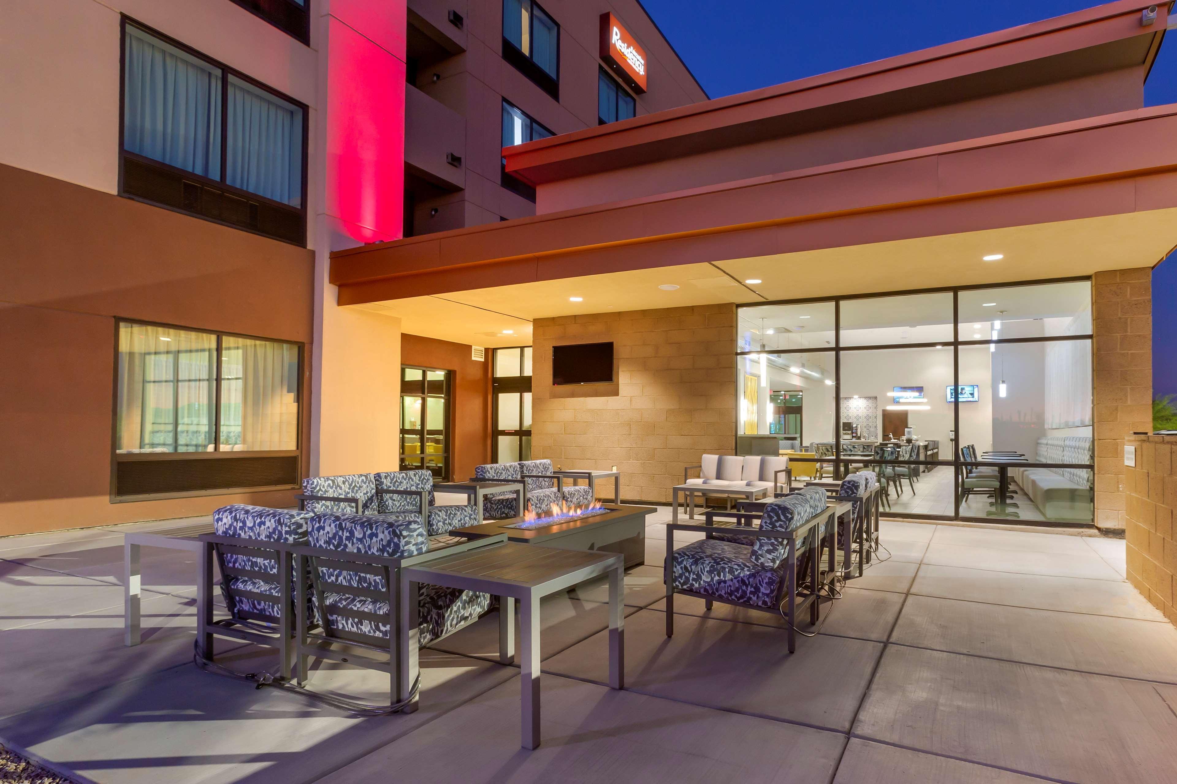 Hotel Western Executive Residency North Happy Valley