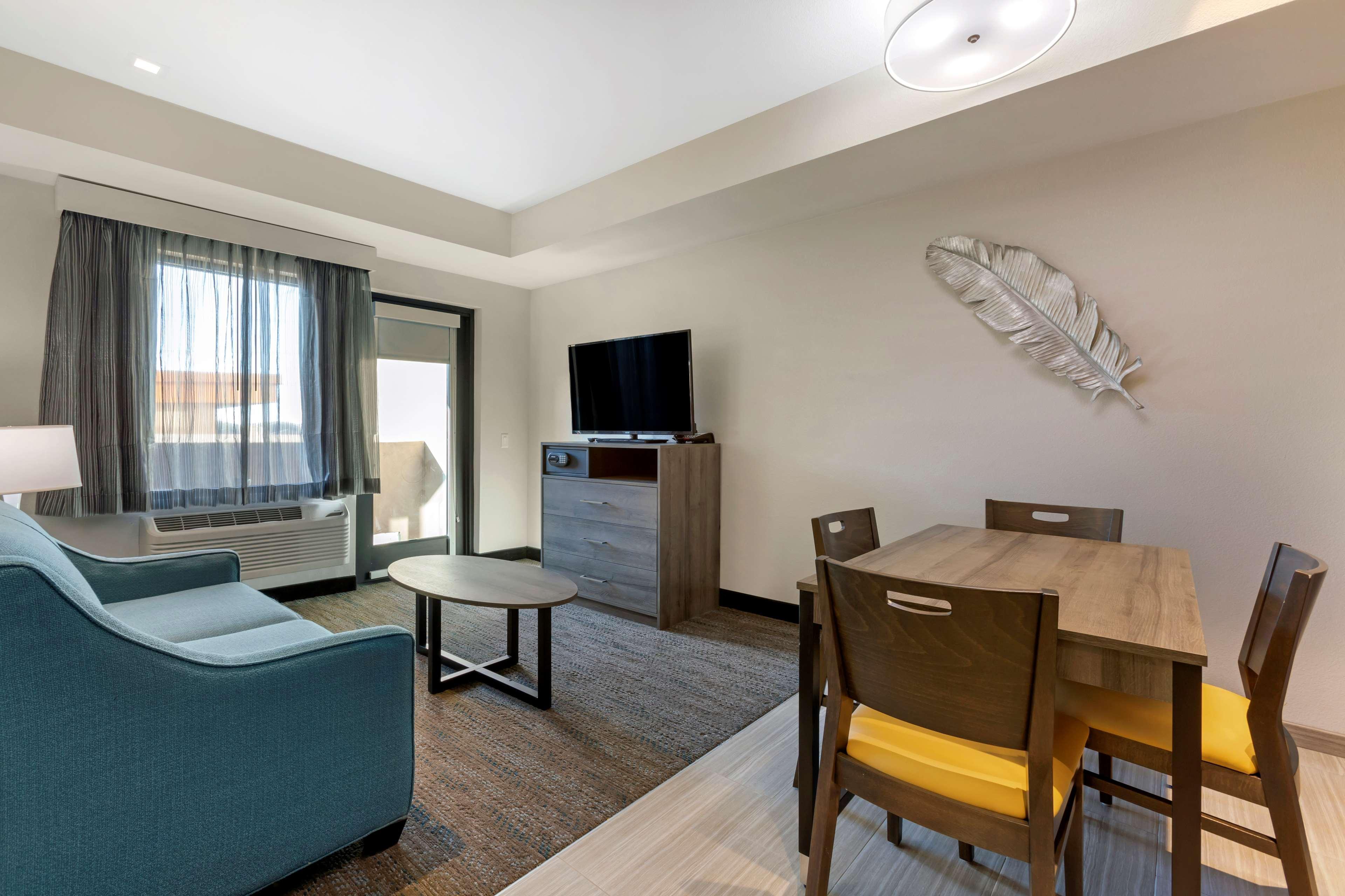 Western Executive Residency North Happy Valley