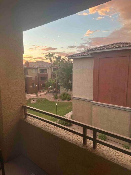 Cozy In Gated Community With Pool By Phx Airport, Tempe, And Old Town Phoenix