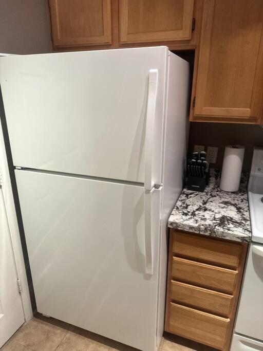 Apartment Cozy In Gated Community With Pool By Phx Airport, Tempe, And Old Town