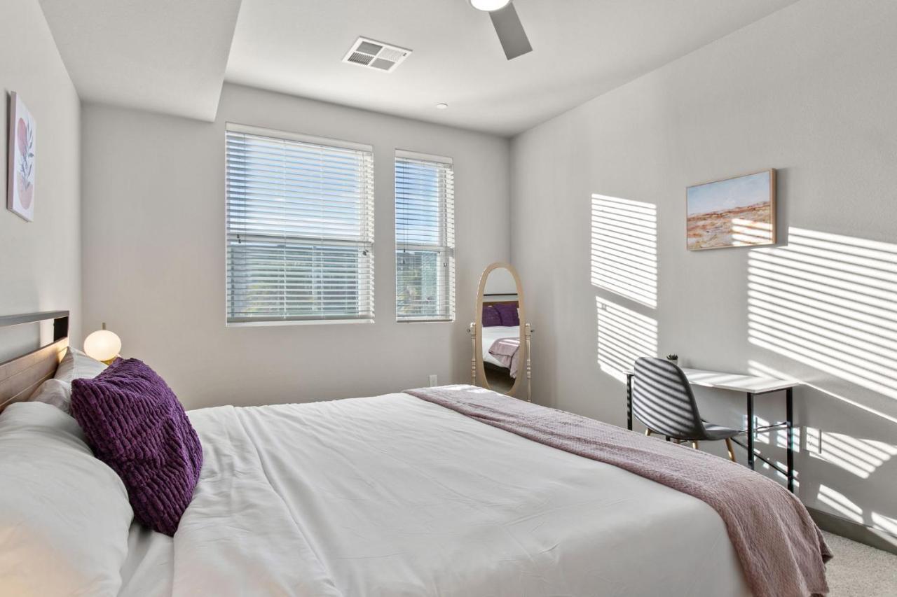 Cozysuites Phx Roro Gym, Pool, Pets, Parking! #3 *