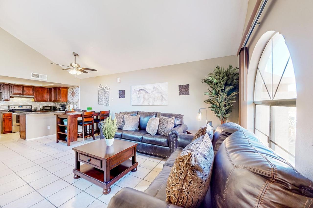 Village At West Meadow 2441 Phoenix