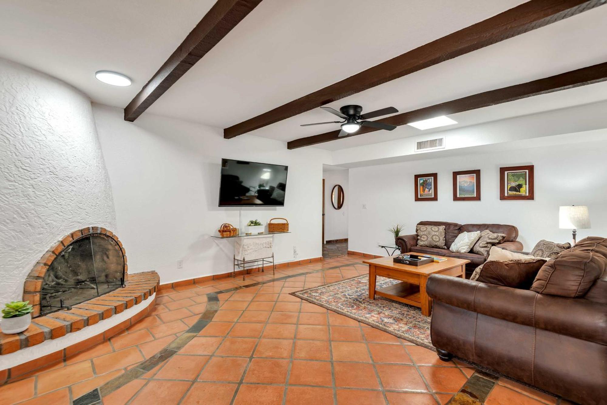 Private Pool Pet-friendly In Scottsdale! Holiday home