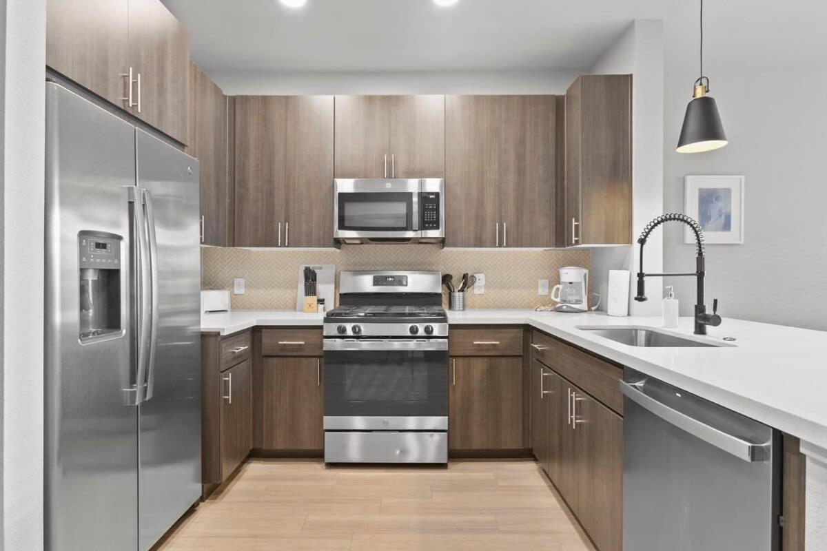 Cozysuites Phx Roro Gym, Pool, Pets, Parking! #5 Apartamento